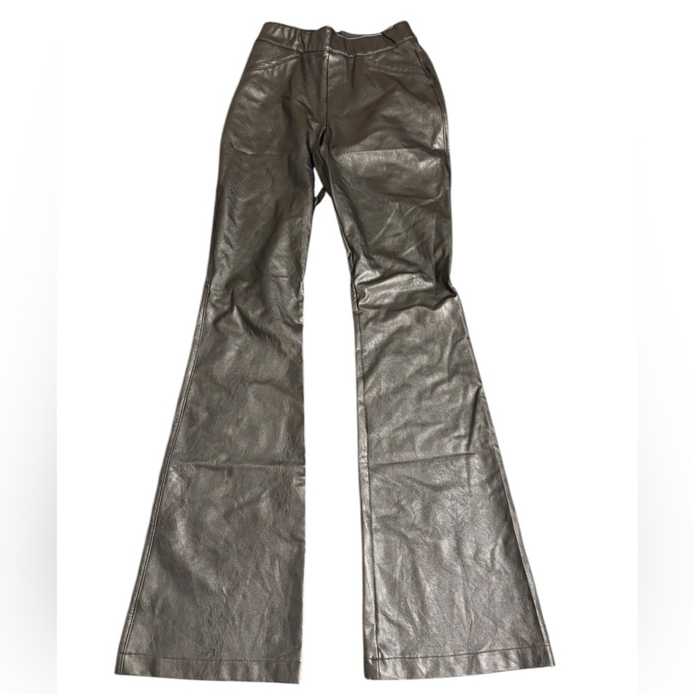SPANX®
Faux Leather Flare Leg
Pull-On Pants XS - Picture 3 of 11